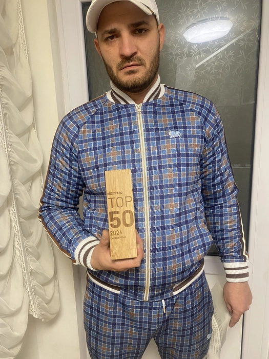 George Mihai George Mihai, specializat în montaj parchet, gresie și faianță, zugrăveli, amenajări interioare, montaj rigips, renovări de apartamente și construcții de case, din București și zonele din apropiere, a fost recunoscut ca unul dintre cei mai buni 50 de furnizori pe platforma Necesit.