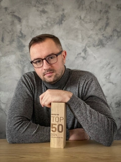 RXD Arhi Studio RXD Arhi Studio SRL, studio de arhitectură activ în județele Bistrița-Năsăud și Cluj, a fost recunoscut pe platforma Necesit pentru profesionalism, flexibilitate și promptitudine, având o evaluare perfectă de 5,0.