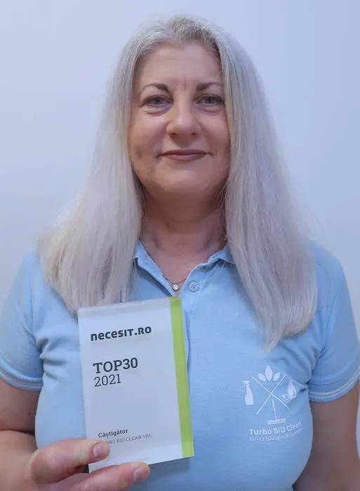Marina badea Marina Badea de la Turbo Bio Clean cu premiul Top 30.