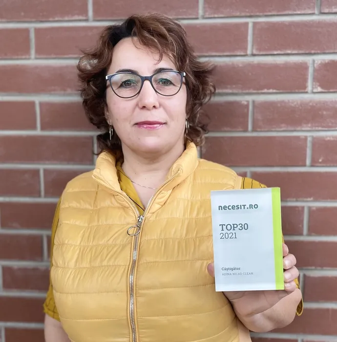 Adina Budiac de la Adina Nicad Clean cu premiul Top 30.
