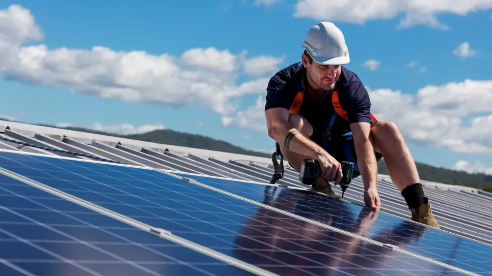 Instalator de panouri fotovoltaice Instalator de panouri solare